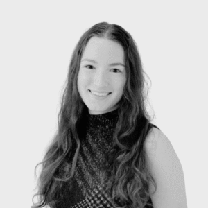 headshot of Carly Uhligh, Sales Insights Manager - Target at Harvest Group